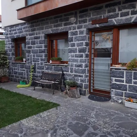Elur Etxea Isaba Exterior photo